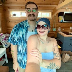 Meet your Posher, Elena